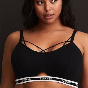 Torrid Black Sportsbra/ Ribbed Bralette